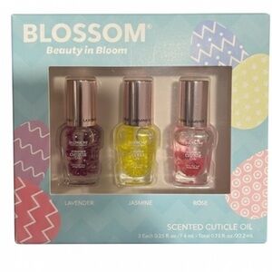 Blossom scented cuticle oil set of 3